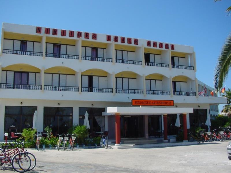 Niriides Beach Hotel プサリビ エクステリア 写真