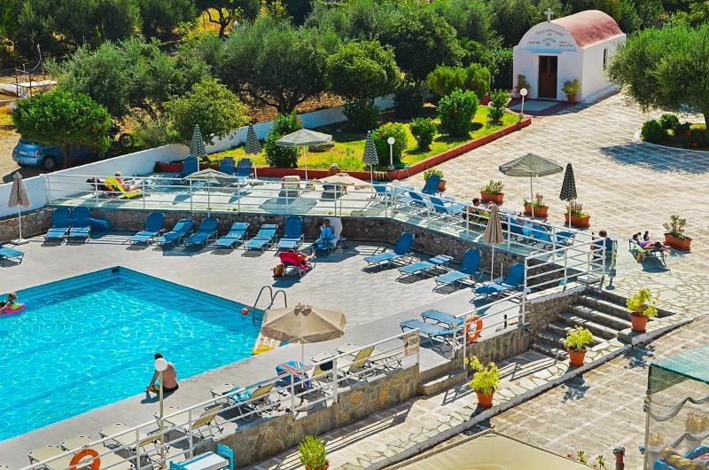 Niriides Beach Hotel プサリビ エクステリア 写真