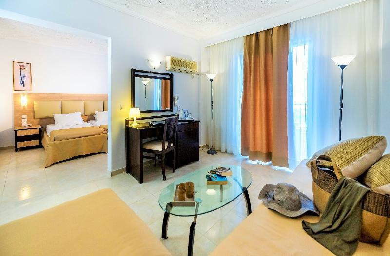 Niriides Beach Hotel プサリビ エクステリア 写真