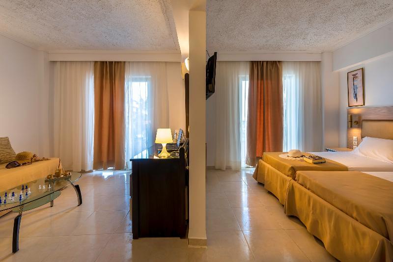 Niriides Beach Hotel プサリビ エクステリア 写真
